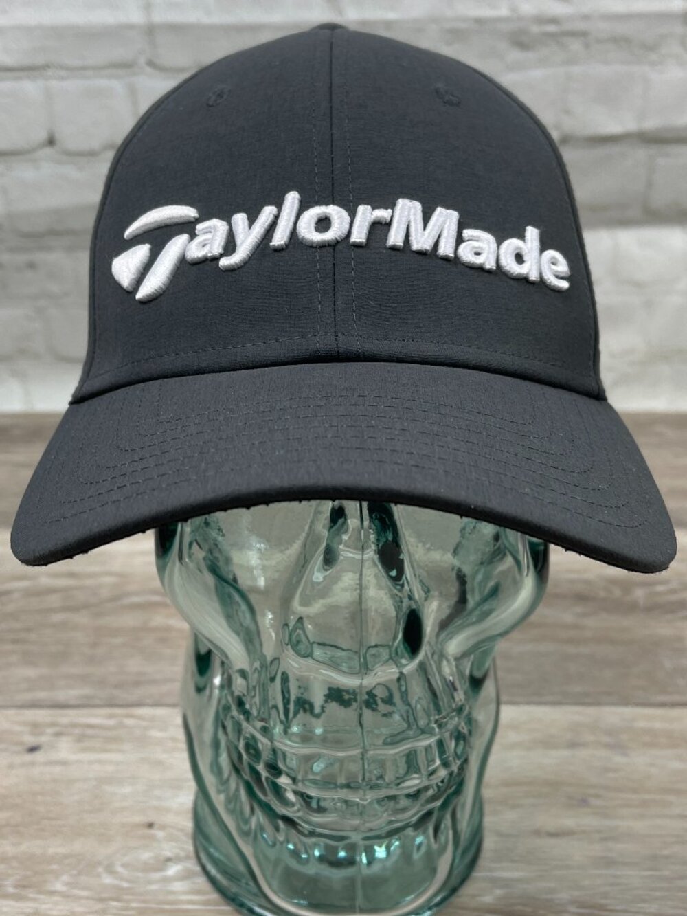 TAYLOR MADE GOLF HAT